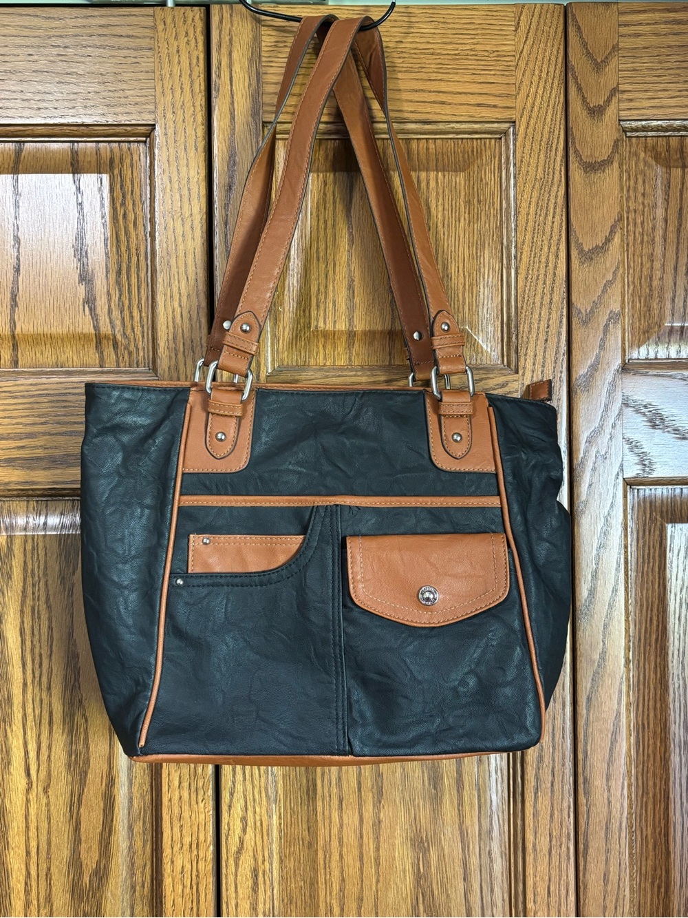 Black and Tan Women’s Tote Bag with Exterior Pockets